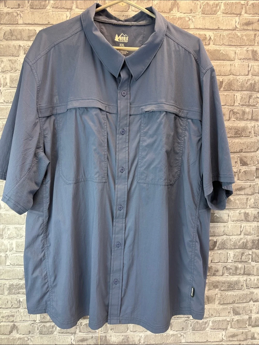 REI‎ Short-Sleeve Outdoor Button-Down Shirt in Slate Blue